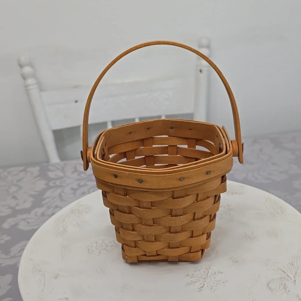 Longaberger 2001 handwoven